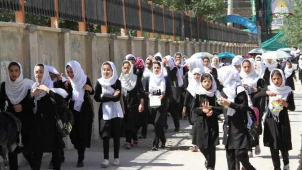درخواست وزرای خارجه ۱۷ کشور جهان از طالبان برای بازگشایی مکاتب دخترانه