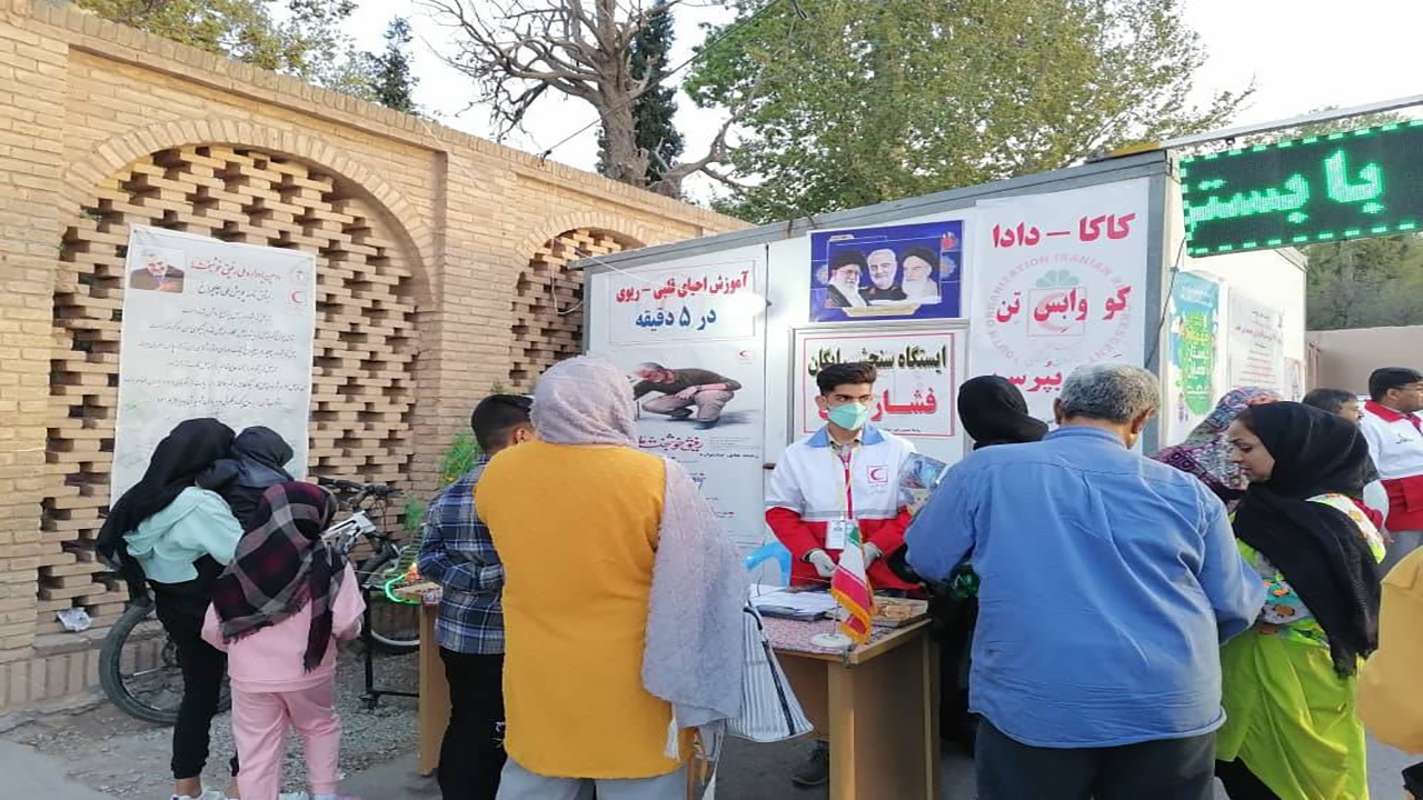 بهره مندی بیش از ۳۱ هزار مسافر از خدمات پست‌های نوروزی هلال احمر کرمان