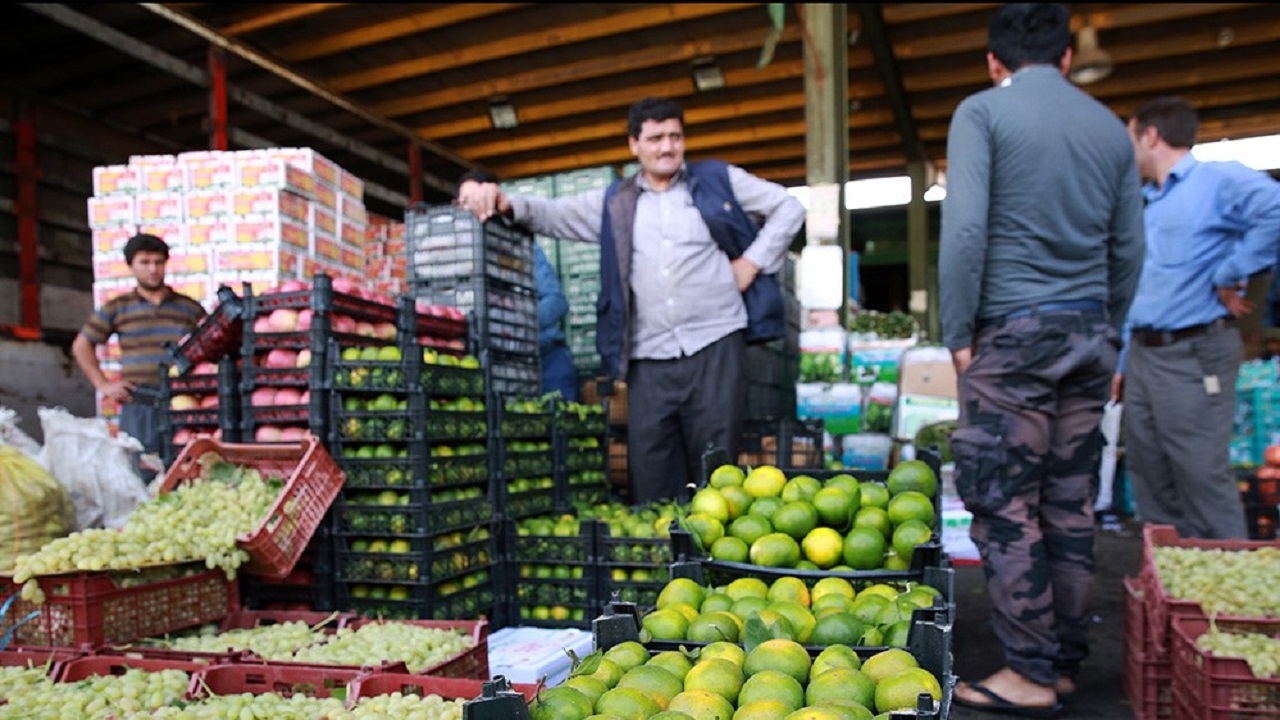 بازرگانان خوزستانی محصولات دیگری را جایگزین صادرات به عمان کنند