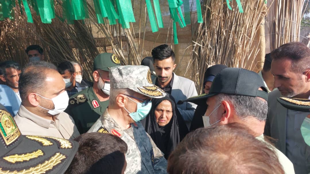 دوران دفاع مقدس گنج بزرگی برای ملت ایران است