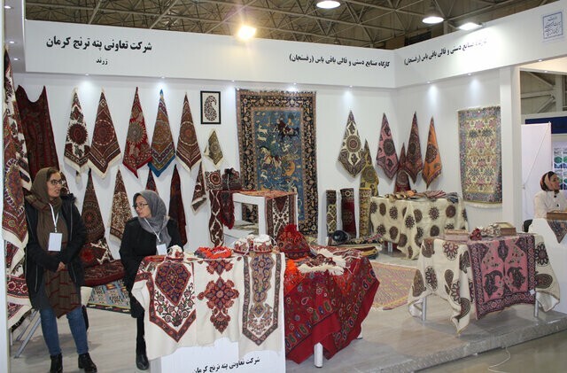 برپایی ۳۵ غرفه صنایع‌دستی در خانه حاج علی رفسنجان