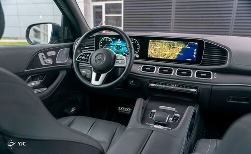 مرسدس بنز کلاس GLS 2022 در مقابل بی ام و X7 2022 + فیلم