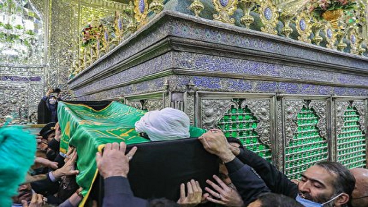 پیکر آیت‌الله بیگدلی در حرم حضرت معصومه (س) آرام گرفت