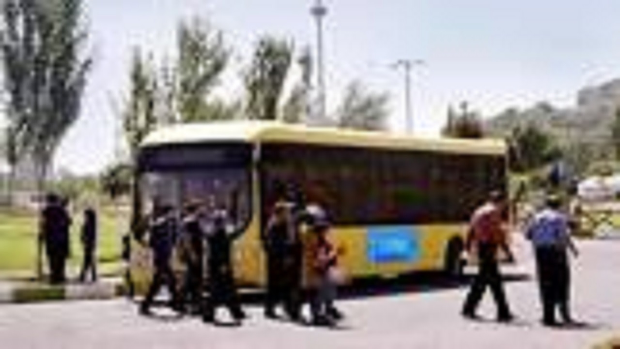 اتوبوس‌های گردشگری تبریز میزبان گردشگران نوروزی