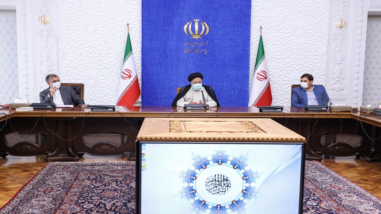 رئیس‌جمهور: می‌توان کاری کرد امسال فقر مطلق وجود نداشته باشد