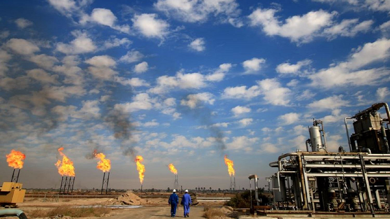 تمدید ۱۲۰ روزه معافیت تحریمی عراق برای واردات انرژی از ایران