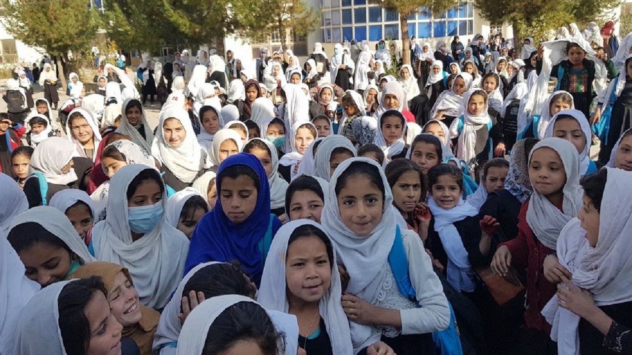 اتحادیه اروپا خواستار بازگشایی فوری مکاتب دخترانه در افغانستان شد