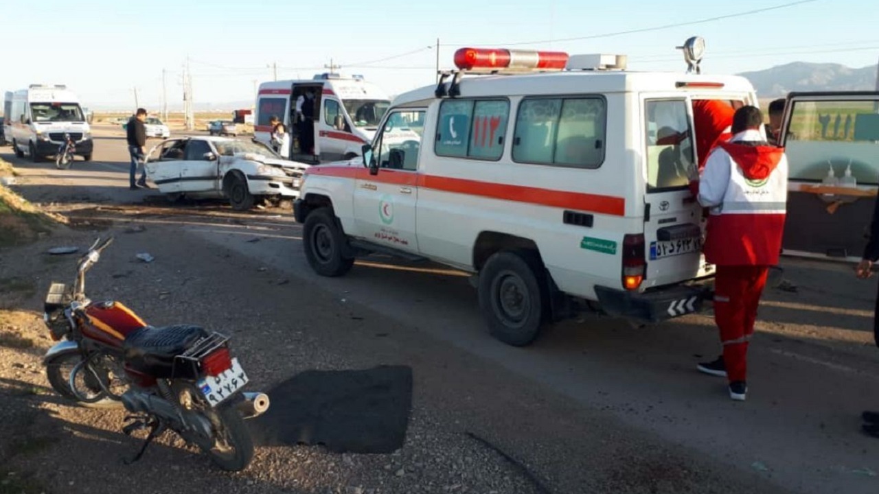 ۴ مصدوم در حادثه رانندگی در محور دانسفهان _ رحیم آباد