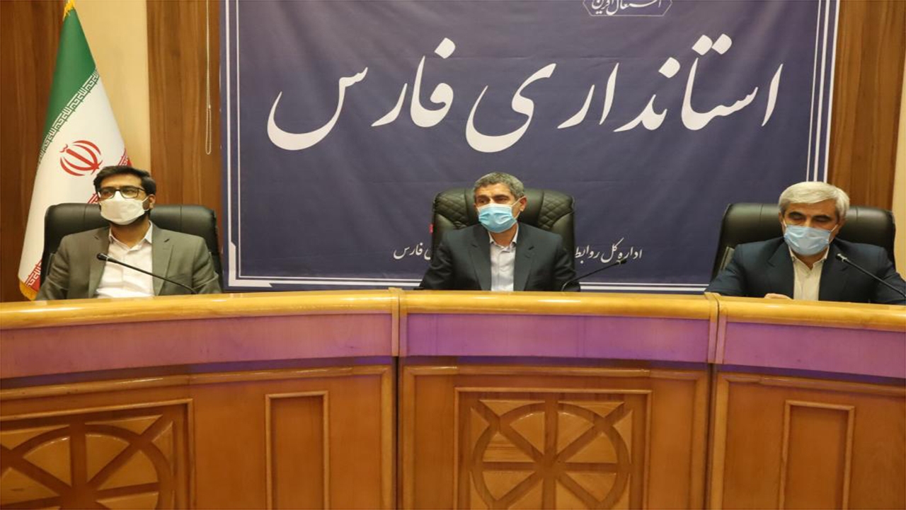 استان فارس تنها منحصر به شیراز نیست/ تاکید بر تکریم بیشتر ارباب رجوع