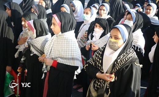 استقبال و وداع دانش آموزان یزدی با پیکر شهید گمنام+تصویر