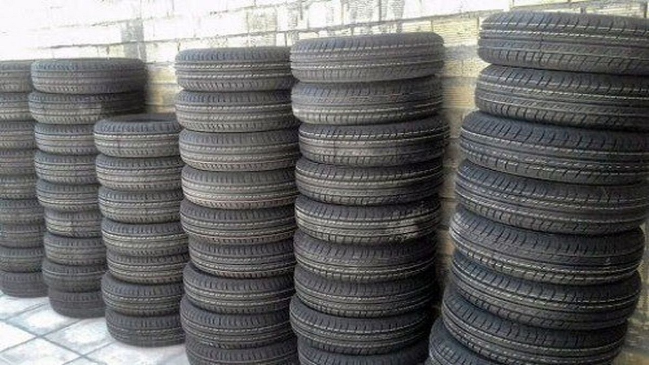 شناسایی انبار میلیاردی لاستیک خارجی قاچاق در کرج