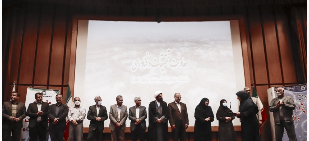 تجلیل از پژوهشگران نمونه دانشگاه علوم پزشکی جندی شاپور اهواز