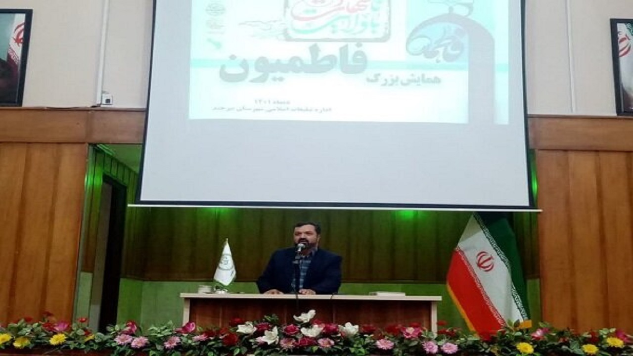 هیئتی‌ها در خنثی سازی توطئه‌های دشمن نقش آفرین باشند