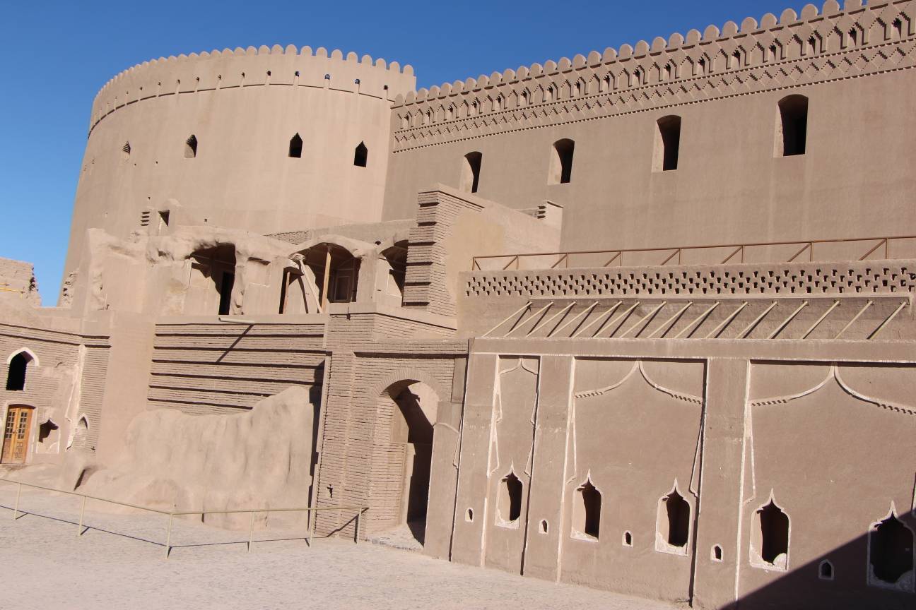 مرمت و بازسازی ارگ بم ۱۰ سال زمان می&zwnj;برد