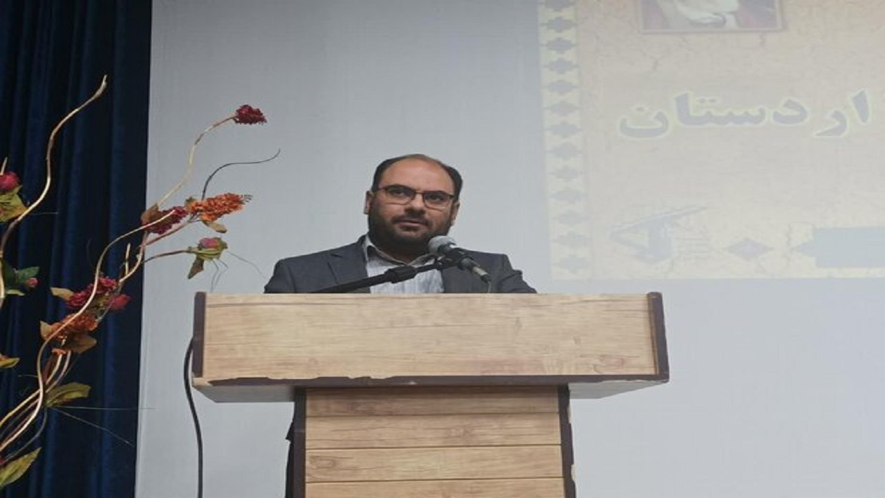 جهاد تبیین نباید تنها در شعار مطرح باشد