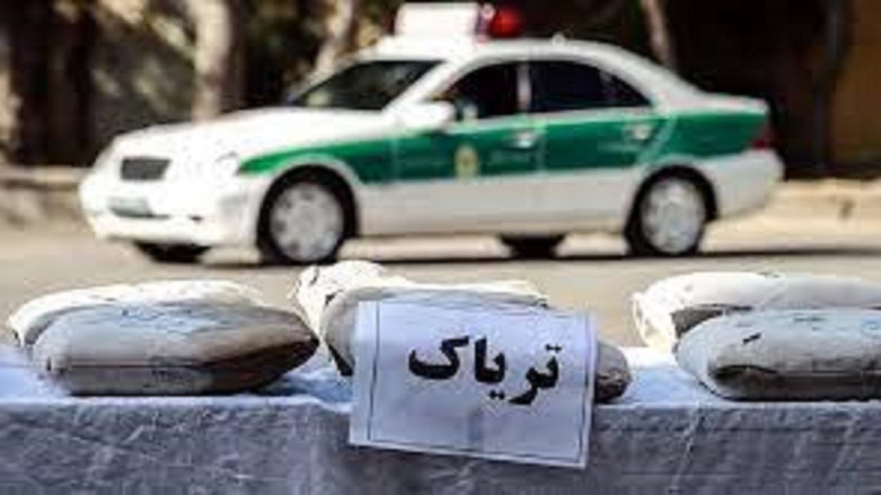 توقیف مگان حامل تریاک در محور کرمان - یزد