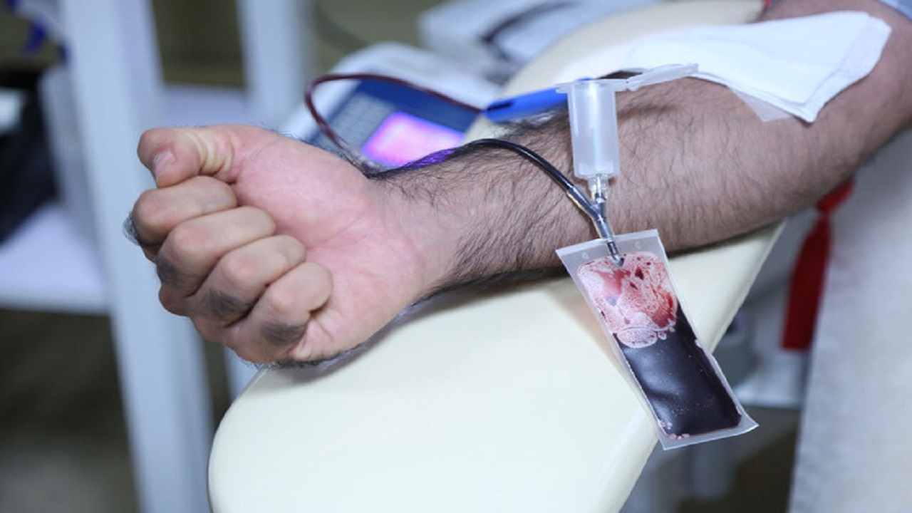 آغاز به کار پویش "چتر سرخ زندگی" در قزوین
