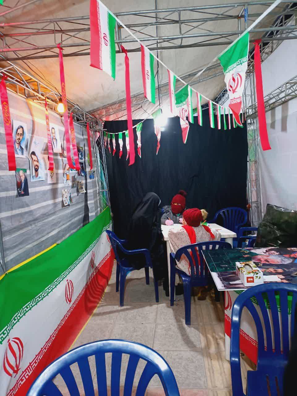 دمام زنی در گلزار شهدای کرمان +فیلم