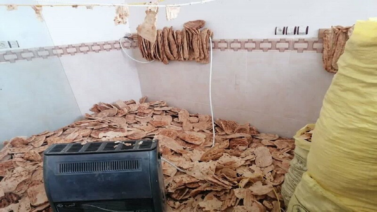 نانوایی عرضه‌کننده نان برای دام در مشهد توقیف شد