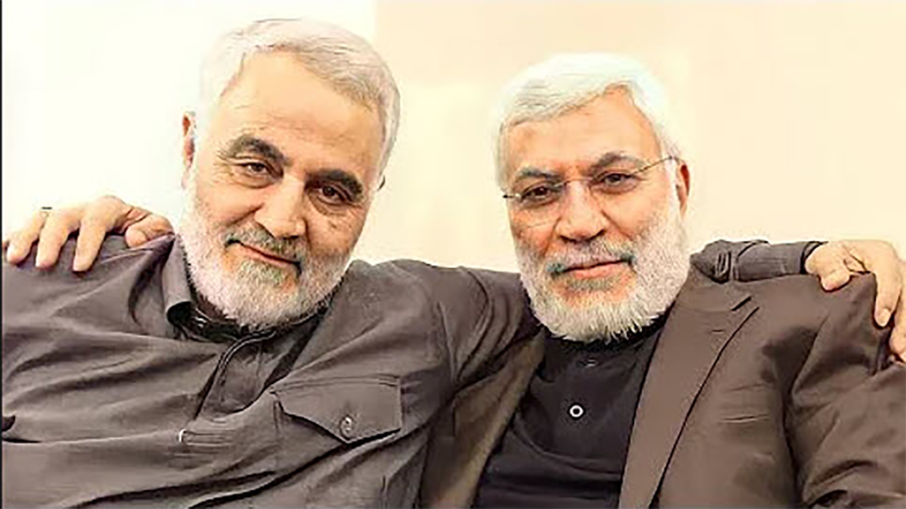 نصب سردیس حاج قاسم و ابومهدی در فرودگاه بغداد + فیلم