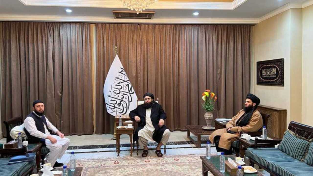 از همه افغانستانی ها می خواهیم به کشور برگردند