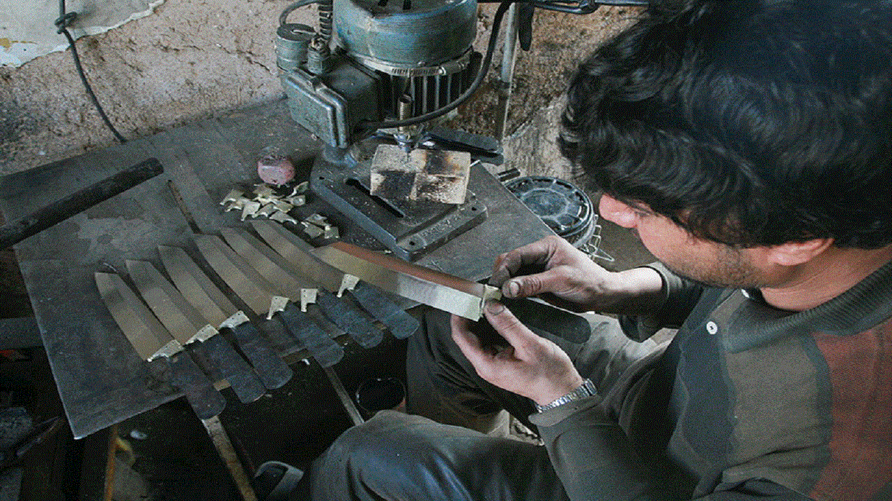 یک‌هزار و ۵۰۰ چاقو ساز در زنجان فعالیت می‌کنند