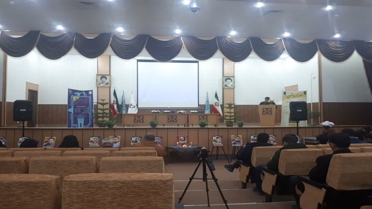 برگزاری شعر دانشجویی در قزوین