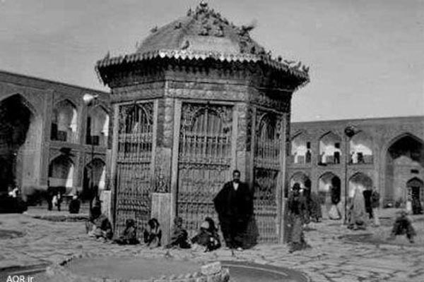 سقاخانه در سال ۱۳۵۲