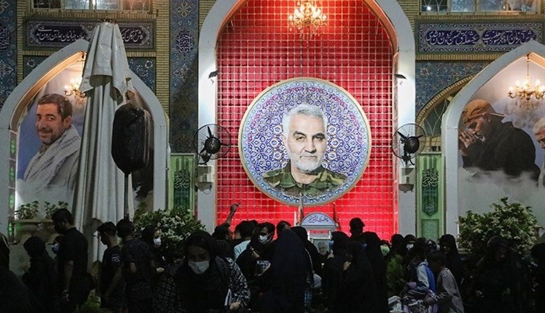 وزیر آموزش و پرورش به مقام شامخ شهید سلیمانی ادای احترام کرد