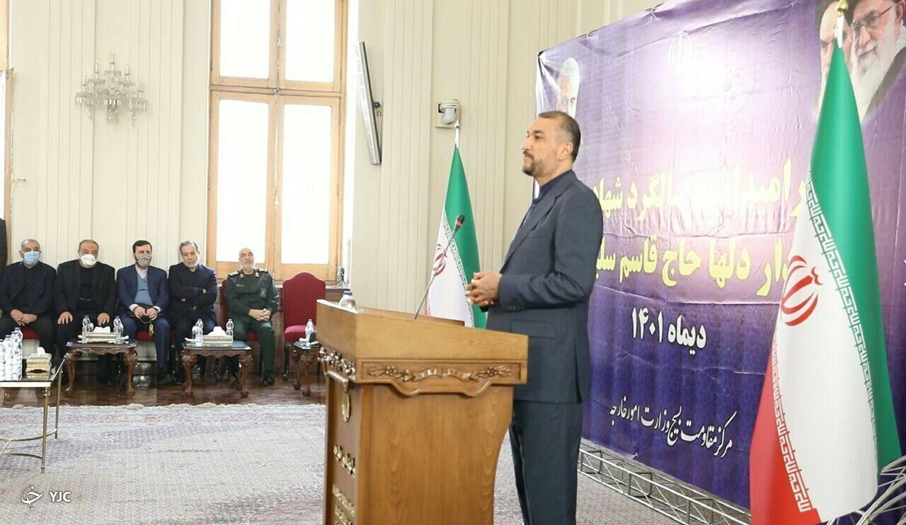 وظیفه ذاتی دستگاه دیپلماسی پیگیری حقوقی ترور سردار سلیمانی است/ اعلام برخی اقدامات به آمریکایی‌ها