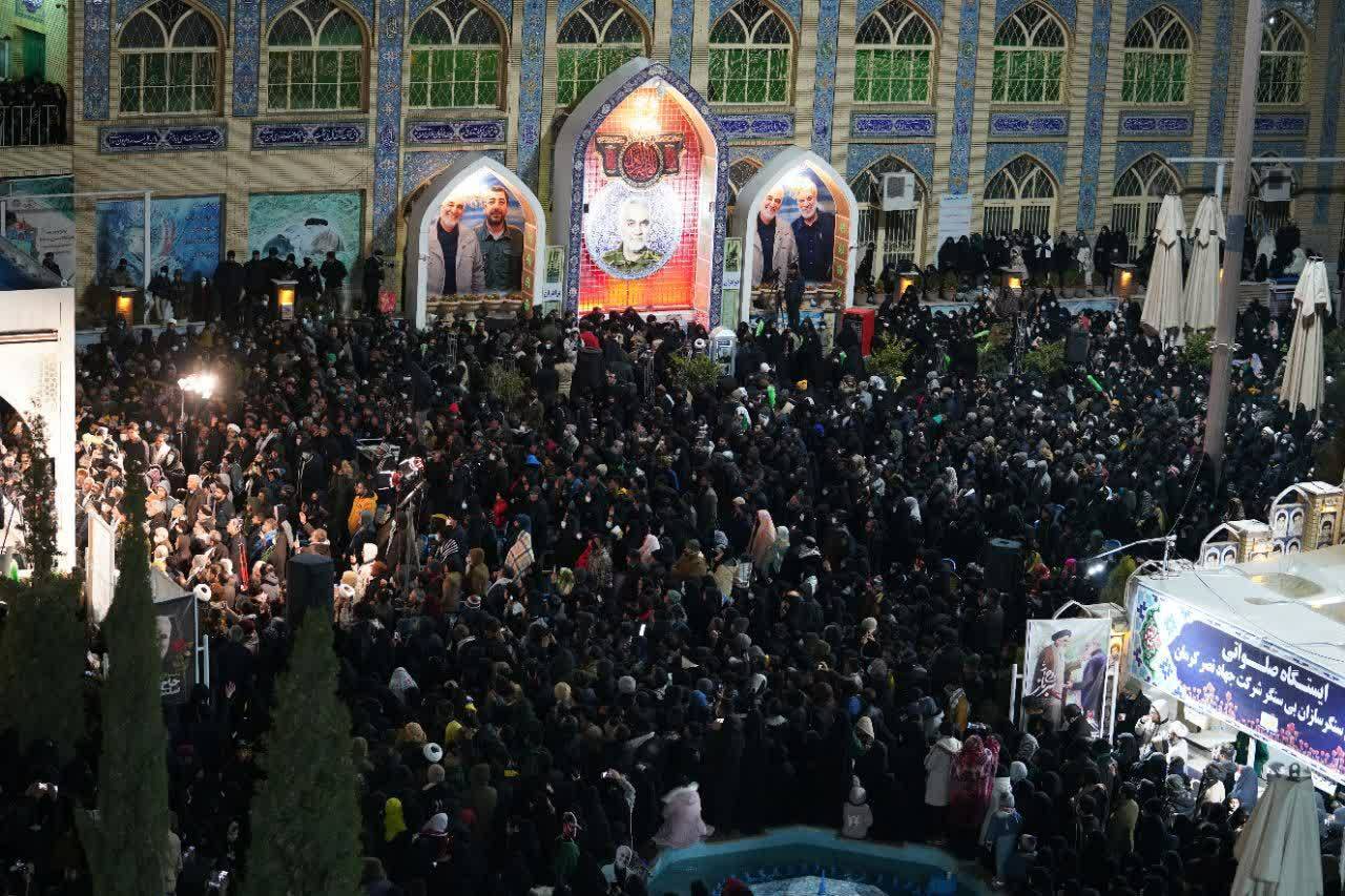 لحظه تلخ شهادت سردار دل ها/ حضور خانواده حاج قاسم در لحظه شهادت در گلزار شهدای کرمان + تصاویر و فیلم