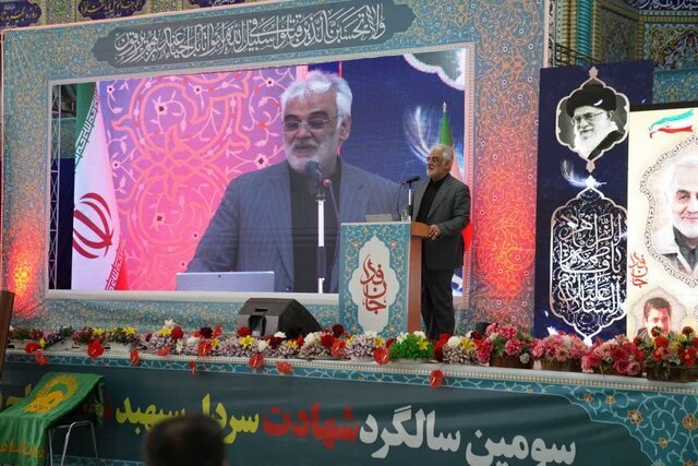 مکتب حاج قاسم در منطقه مقابل مکتب غرب ایستاد