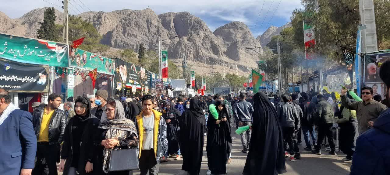 گلزار شهدای کرمان در روز شهادت حاج قاسم