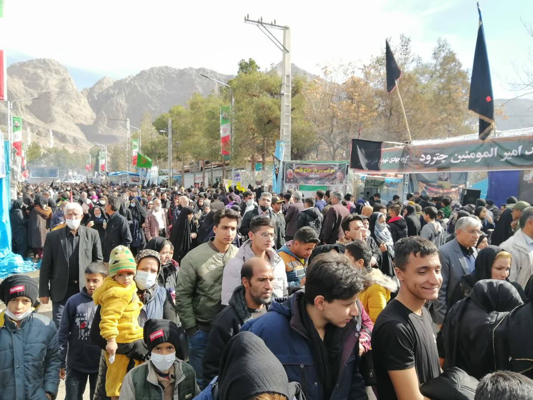 گلزار شهدای کرمان در روز شهادت حاج قاسم