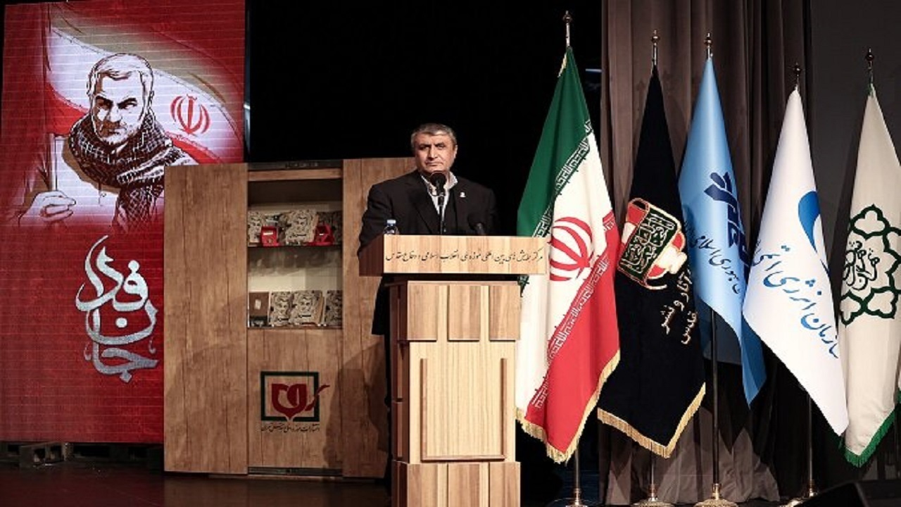 اسلامی:بزرگترین کار سردار سلیمانی آگاه‌سازی بدنه مردمی در برابر این فتنه‌ها بود