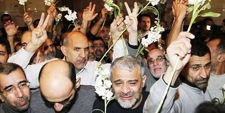 جریان آزادی ۴۸ اسیر از دست تروریست‌ها توسط حاج قاسم