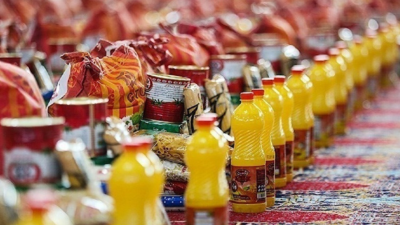توزیع ۵ هزار بسته معیشتی بین نیازمندان شاهرودی