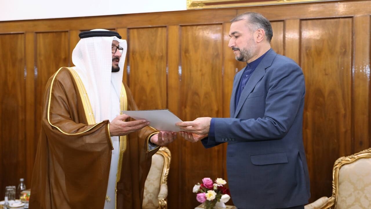 تسلیم پیام کتبی وزیر خارجه امارات به امیرعبداللهیان