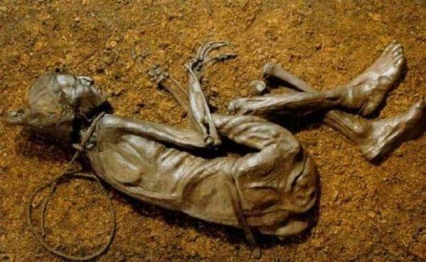 مومیایی مرد قربانی شده