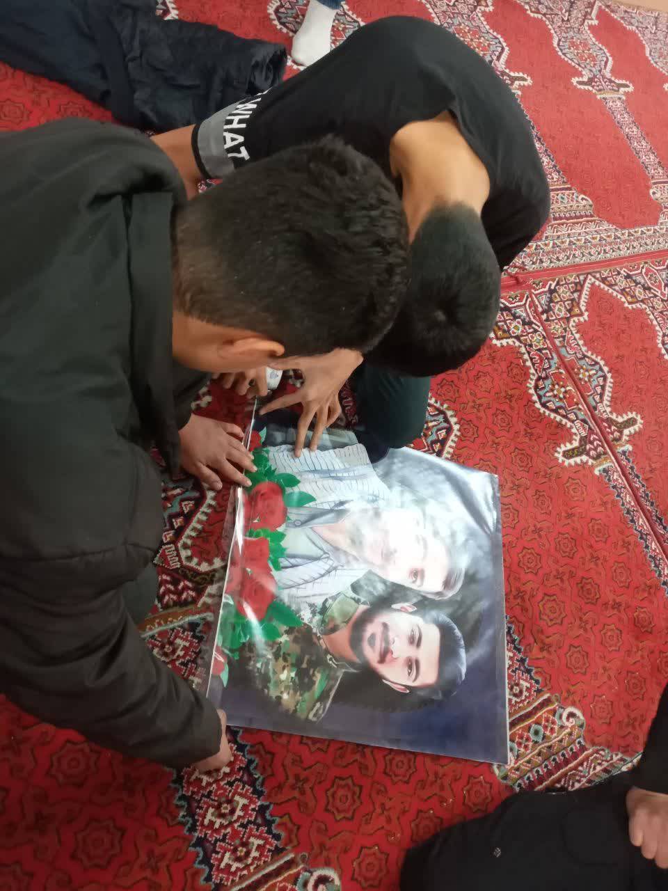 مراسم یادبود سردار سلیمانی در مسجد بقیه الله قم + تصاویر