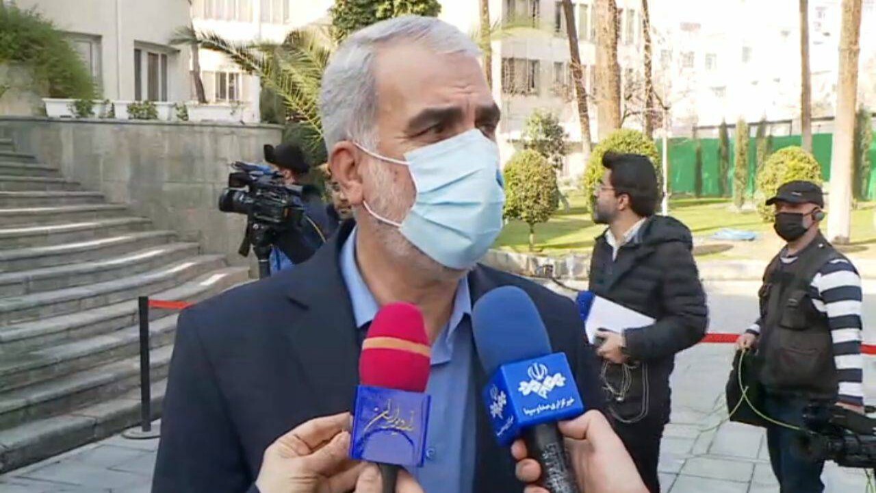 آموزش با نرم افزار شاد به دختران ساکن افغانستان/ همکلاسی پسرم یک تبعه خارجی است