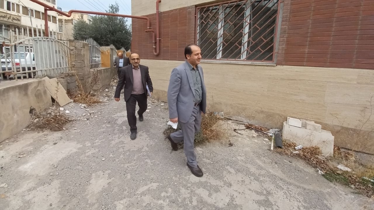 بازدید سرپرست دانشگاه علوم پزشکی گیلان از کلینیک تخصصی رودبار