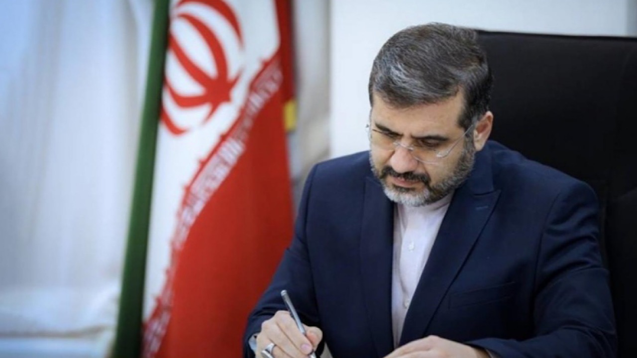 واکنش وزیر فرهنگ به اقدام موهن نشریه فرانسوی
