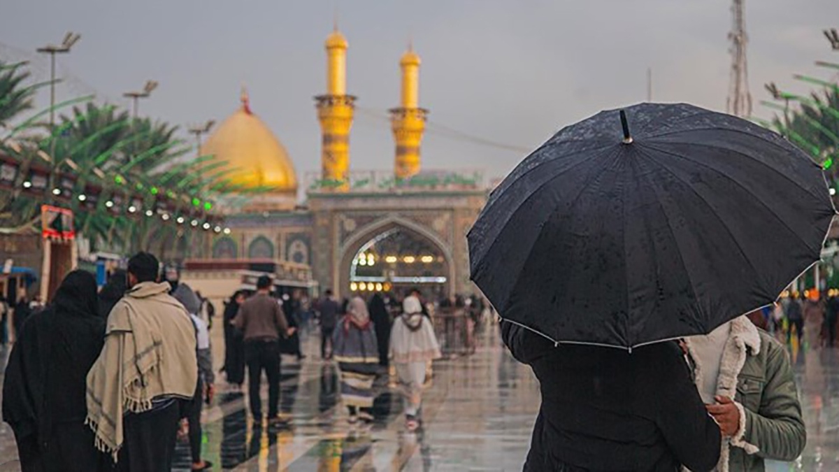 بارش برف در حرم حضرت معصومه (س) + فیلم