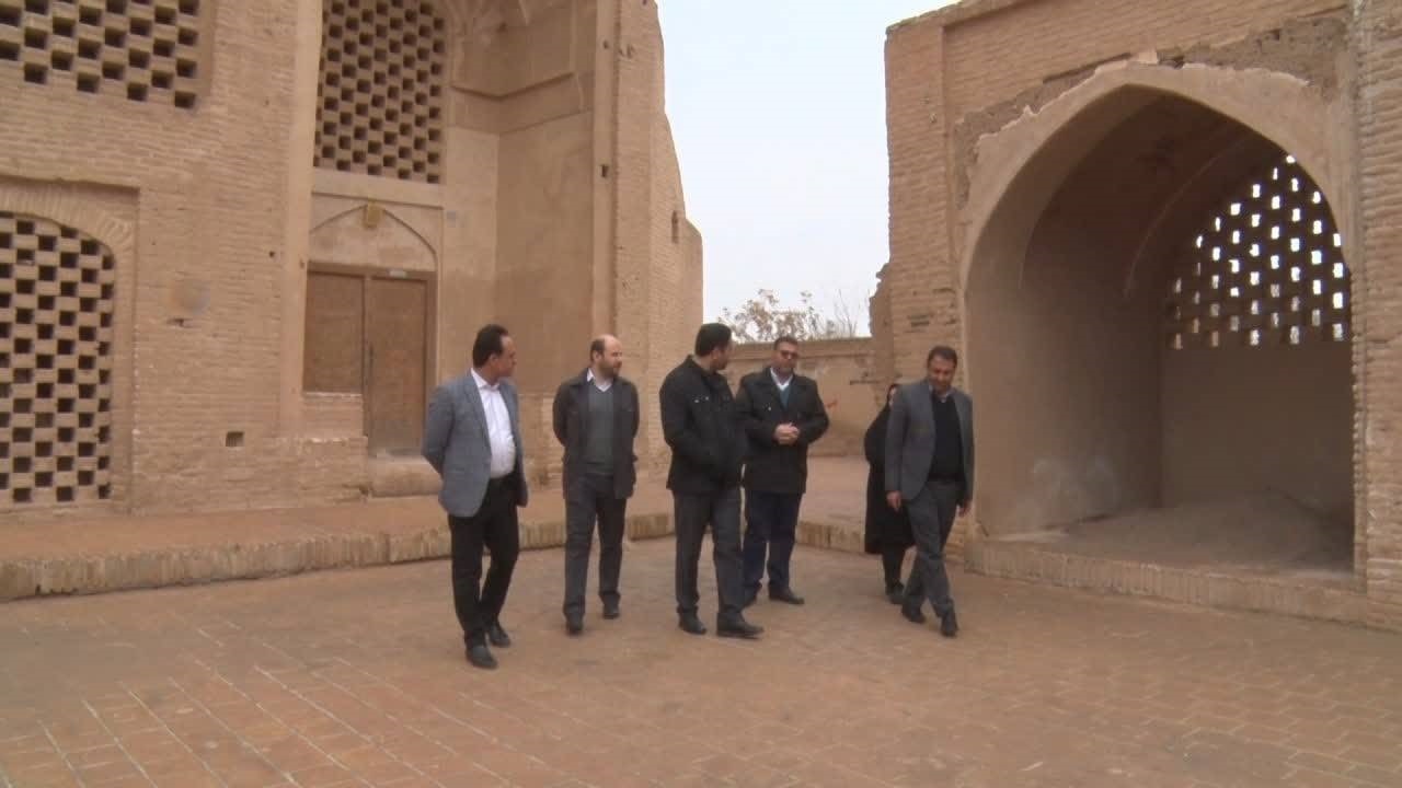 تامین اعتبار برای مسجد جامع اردستان