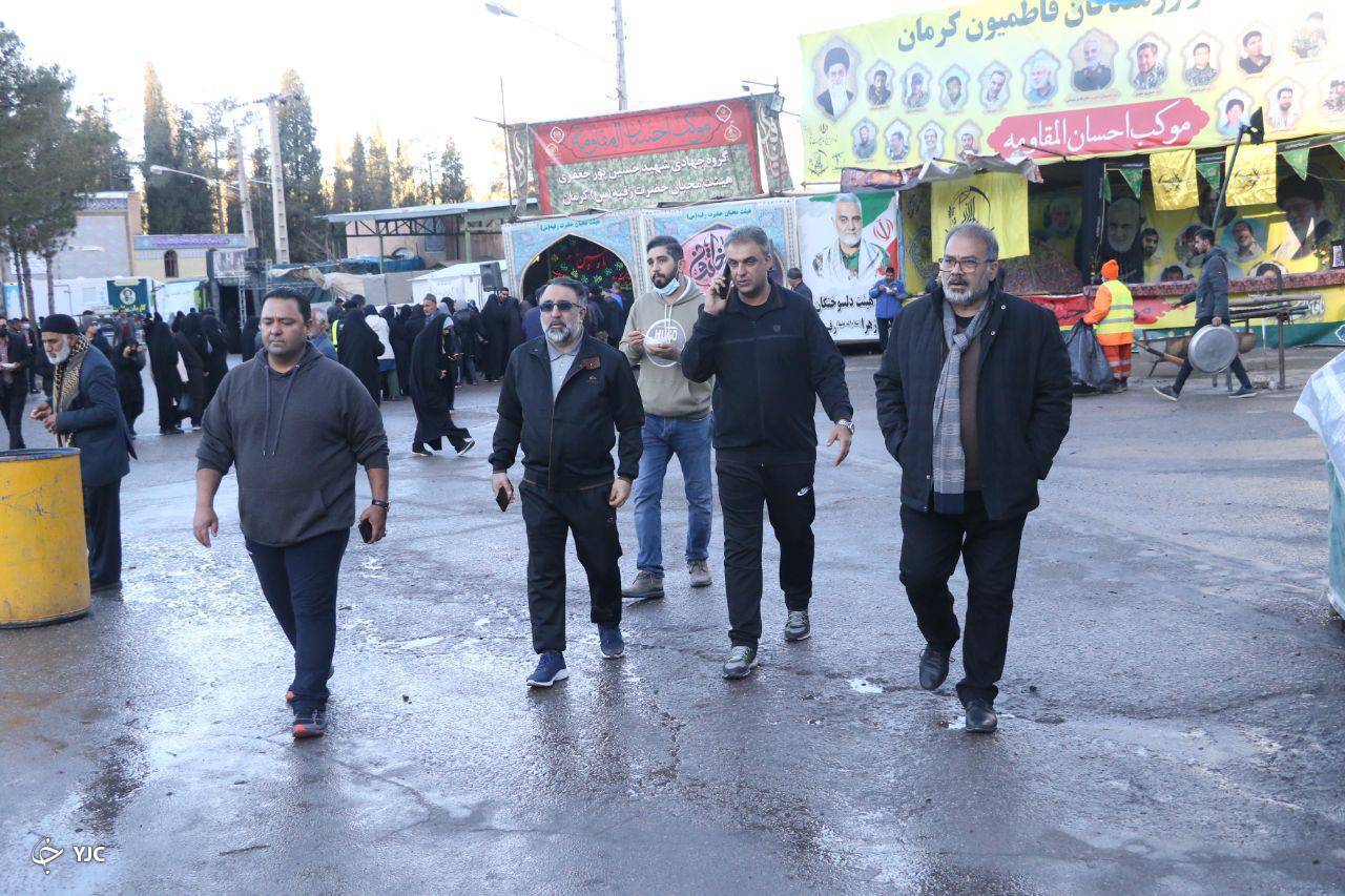 پخش زنده ویژه برنامه صبح و نشاط از گلزار شهدای کرمان