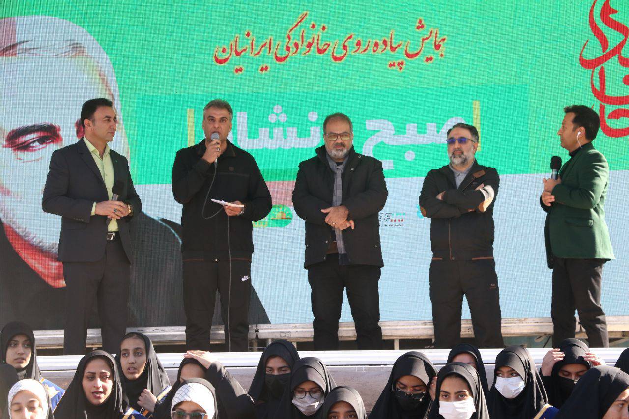 مشاور وزیری که برای حاج قاسم نوشت!