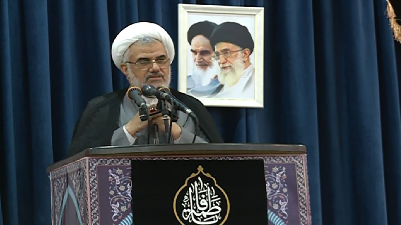 حجاب اسلامی انتخاب خود مردم ایران بوده است