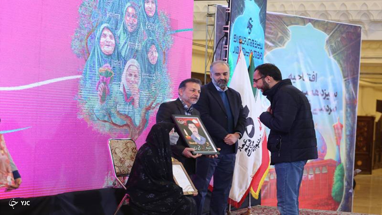 قول مادرانه حوزه هنری فارس به دل‌ها نشست