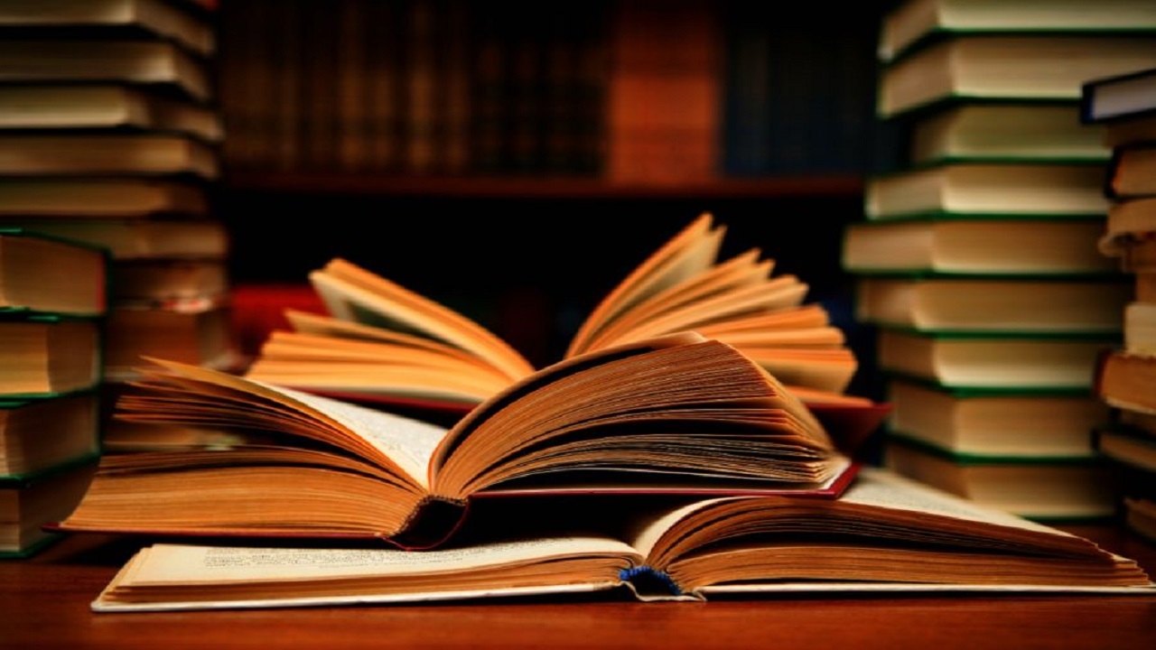 انتشار کتاب درباره ساده زیستی مسئولان